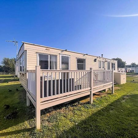 6 Berth Caravan For Hire By The Beach In Heacham, Norfolk Ref 21038C ภายนอก รูปภาพ