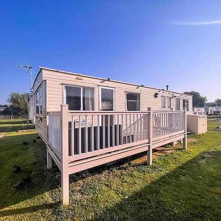 6 Berth Caravan For Hire By The Beach In Heacham, Norfolk Ref 21038C ภายนอก รูปภาพ