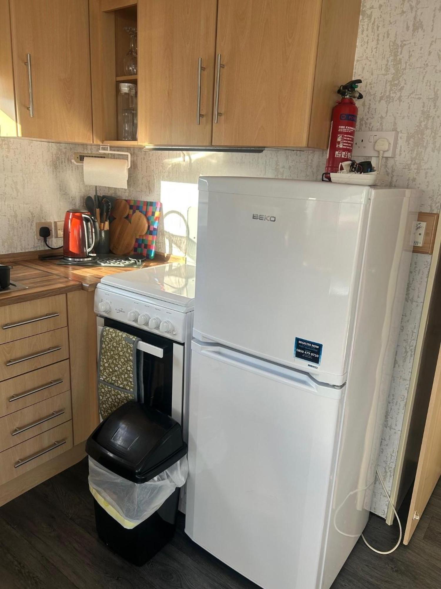 6 Berth Caravan For Hire By The Beach In Heacham, Norfolk Ref 21038C ภายนอก รูปภาพ